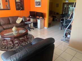 11041 SW 166th Ter, Miami FL 33157