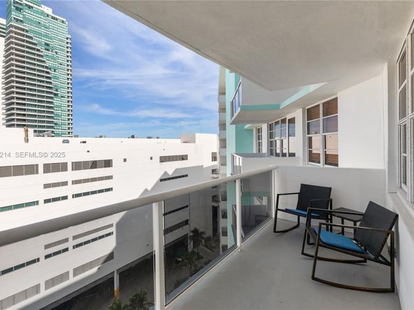 3725 S Ocean Dr 1421, Hollywood FL 33019