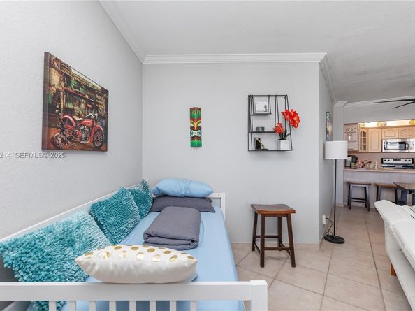 3725 S Ocean Dr 1421, Hollywood FL 33019