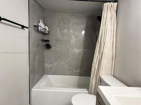 11058 NW 38th St, Sunrise FL 33351