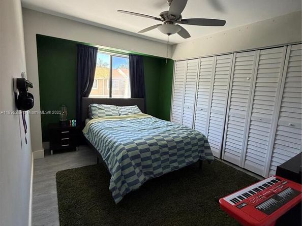 11058 NW 38th St, Sunrise FL 33351