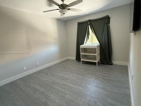 11058 NW 38th St, Sunrise FL 33351