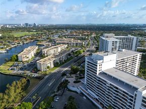 2500 Parkview Dr 1502, Hallandale Beach FL 33009