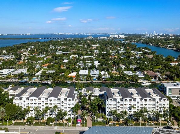 1413 Sunset Harbour Dr 208, Miami Beach FL 33139