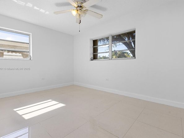 2601 Acapulco Dr, Miramar FL 33023