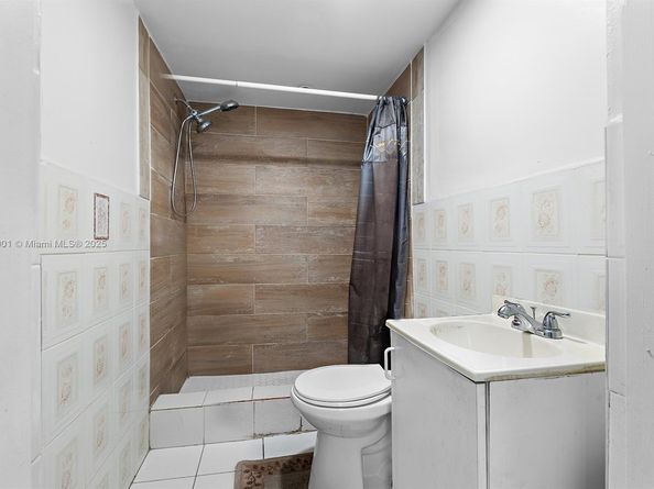 2601 Acapulco Dr, Miramar FL 33023