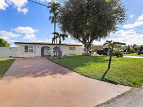 2601 Acapulco Dr, Miramar FL 33023