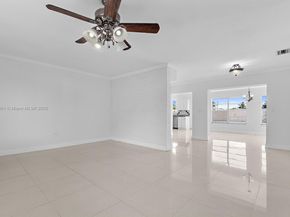 2601 Acapulco Dr, Miramar FL 33023