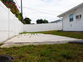 8781 Johnson St, Pembroke Pines FL 33024