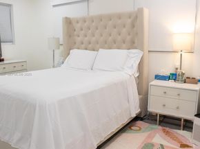 8781 Johnson St, Pembroke Pines FL 33024