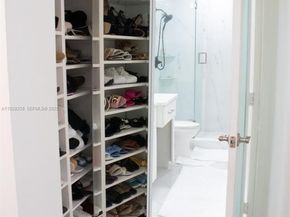 8781 Johnson St, Pembroke Pines FL 33024