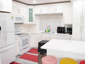 8781 Johnson St, Pembroke Pines FL 33024