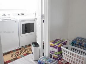 8781 Johnson St, Pembroke Pines FL 33024