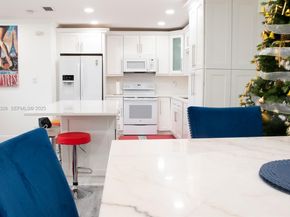 8781 Johnson St, Pembroke Pines FL 33024