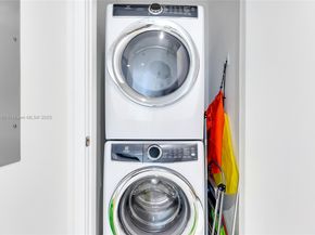 851 NE 1st Ave 1202, Miami FL 33132