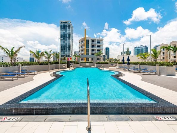 480 NE 30th St 1505, Miami FL 33137