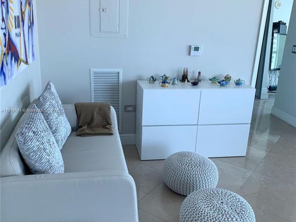 480 NE 30th St 1505, Miami FL 33137