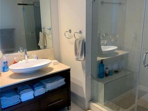 480 NE 30th St 1505, Miami FL 33137