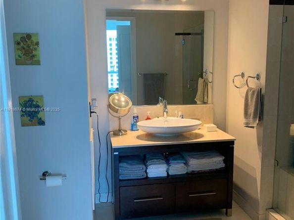 480 NE 30th St 1505, Miami FL 33137