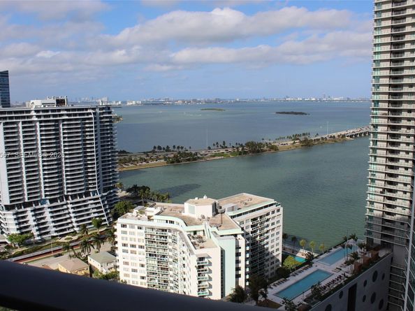 501 NE 31st St 2705, Miami FL 33137