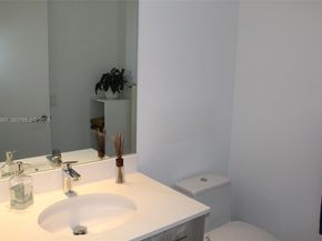 501 NE 31st St 2705, Miami FL 33137