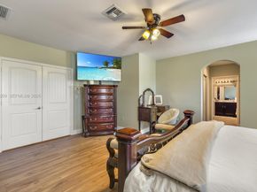 2152 NW 16th Ter, Homestead FL 33030