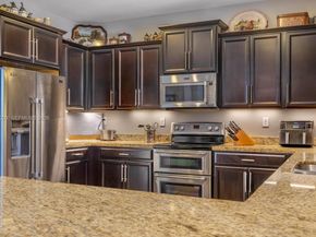 2152 NW 16th Ter, Homestead FL 33030