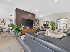 1520 NE 36th Ave, Homestead FL 33033