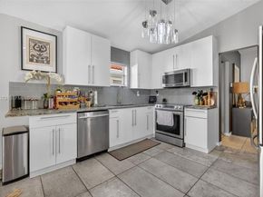 1520 NE 36th Ave, Homestead FL 33033