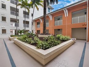 7290 SW 90th St 202, Miami FL 33156