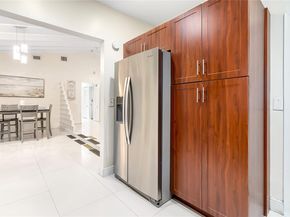 13521 NE 1st Ave, Miami FL 33161