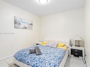 13521 NE 1st Ave, Miami FL 33161