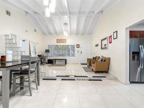 13521 NE 1st Ave, Miami FL 33161