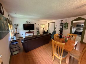 5275 SW 77th Ct 202H, Miami FL 33155