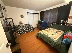 5275 SW 77th Ct 202H, Miami FL 33155