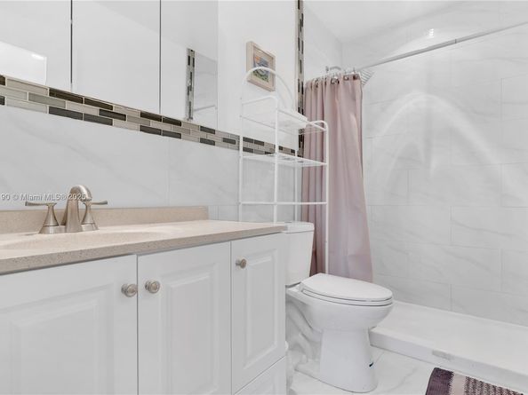 8595 SW 152nd Ave 251, Miami FL 33193