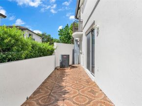 8595 SW 152nd Ave 251, Miami FL 33193