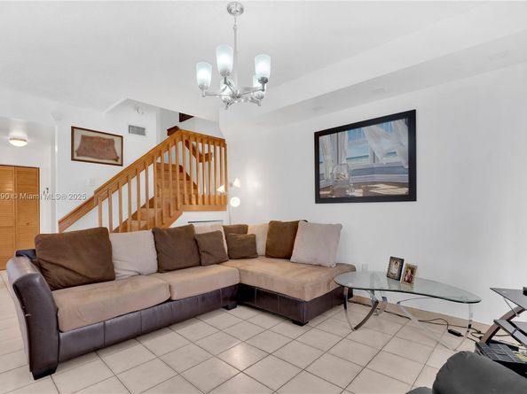 8595 SW 152nd Ave 251, Miami FL 33193