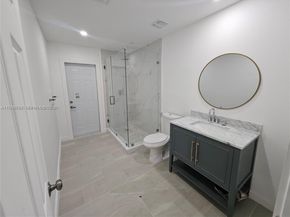 221 SW 53rd Ave, Plantation FL 33317