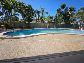 221 SW 53rd Ave, Plantation FL 33317