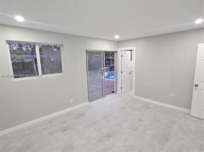 221 SW 53rd Ave, Plantation FL 33317