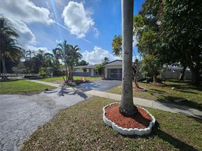 221 SW 53rd Ave, Plantation FL 33317
