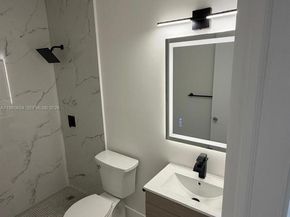 725 SW 11th Ave 17F, Hallandale Beach FL 33009