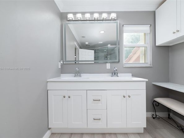 2428 NW 99th Way, Sunrise FL 33322