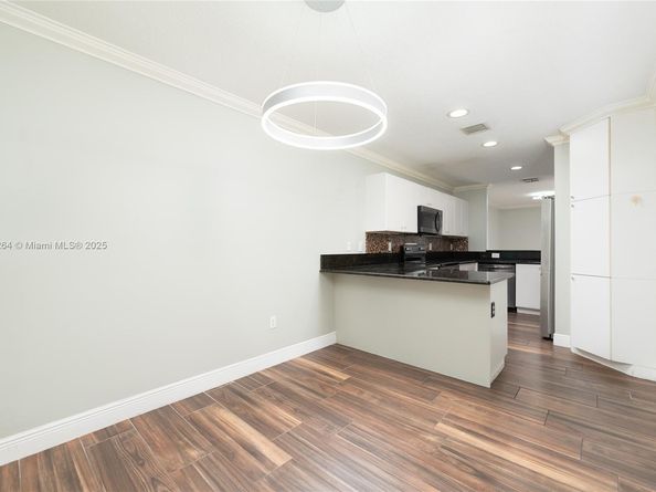 2428 NW 99th Way, Sunrise FL 33322