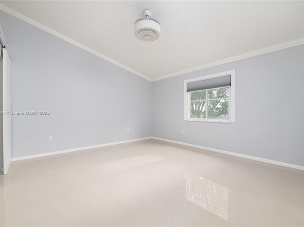 2428 NW 99th Way, Sunrise FL 33322