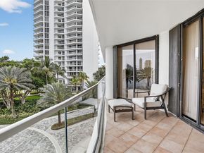 2800 Island Blvd 301, Aventura FL 33160