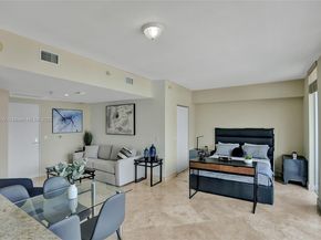 185 SW 7th St 1600, Miami FL 33130