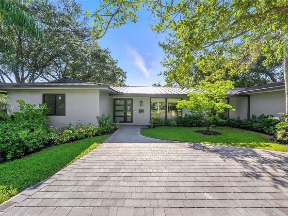 15121 SW 69th Ct, Palmetto Bay FL 33158