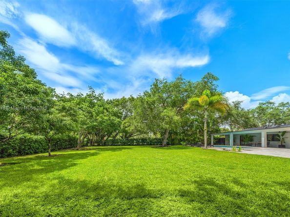 15121 SW 69th Ct, Palmetto Bay FL 33158